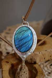 Handmade 950 Silver Boreal Drop Amulet Vintage Style <b>Labradorite</b> <b>Pendant</b> with Gold Plating Ethereal Artisan Jewelry Gift - Product Image 5
