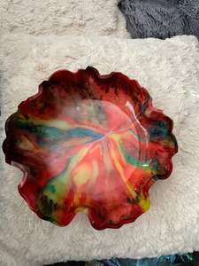 Grand Bol à Fruits Rond en Résine, Modèle Angel Multicolore Personnalisable, Fait Main, Haute Qualité, Design Moderne et Élégant - Product Image 3