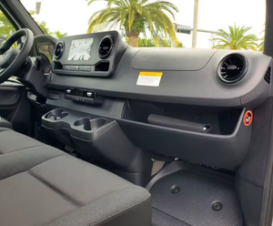 LISTO PARA ENVIAR: Camión Tractor de Alto Rendimiento para Larga Distancia, Chasis con Cabina, 6x4, Cabina con Cama, Gasolina/Petrolio, Turbo R19, para Carga a Granel - Product Image 2