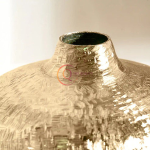 Florero con acabado de latón antiguo martillado decorativo florero de botella de Metal alto hecho a mano plantador de flores de Metal diseñador indio antiguo - Product Image 5
