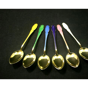 Ensemble de cuillères de service à salade en acier inoxydable plaqué or avec poignée en bout de fleur au design moderne - Product Image 2
