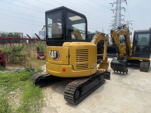 ซื้อรถขุดขนาดเล็ก Cat 303.5 รุ่นนี้ที่ใช้งานน้อย พร้อมห้องโดยสารแบบปิด รางยาง และอุปกรณ์เสริมแบบไฮดรอลิกทัมบ์ - Product Image 4