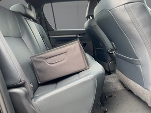 NUOVISSIMO Toyota Hilux Invincible 2.8L Potenza-204 CV 4 cilindri 4X4 2 assi Alimentazione Diesel Trasmissione Automatica Guida a Sinistra - Product Image 3
