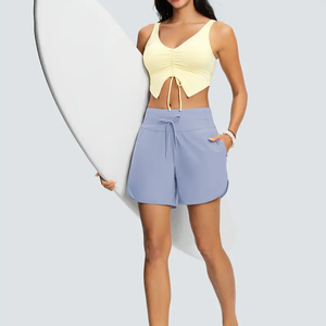 Pantalones cortos deportivos para correr para mujer, pantalones cortos reflectantes para entrenamiento que absorben la humedad, pantalones cortos informales para salón, servicio OEM antiarrugas - Product Image 5