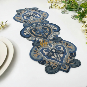 Chemin de table brodé personnalisé de 36 pouces avec perles de verre, décoration d'événement - Product Image 3
