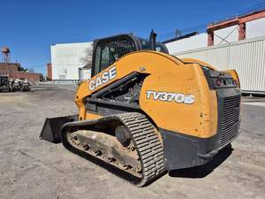 Cargadora Compacta de Servicio Pesado TV370B con Cucharón Versátil, Confort del Operador, Movimiento de Tierras Compacto, en Venta - Product Image 4