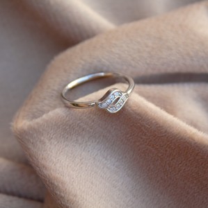 Anillo fino minimalista clásico de Plata de Ley 925 con Zirconia cúbica, anillo de aniversario fino hecho a mano para mujer - Product Image 5