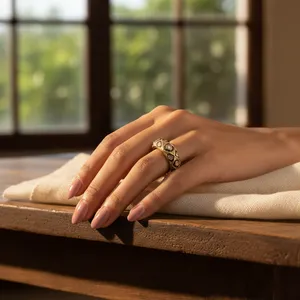 Bague en or plaqué diamant unique pour femmes, cadeau de bijoux exclusif - Product Image 1