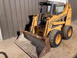 2000 Case 85XT Skid Steer Puissance, durabilité et simplicité dans une seule machine robuste Résistance élevée pour les travaux exigeants - Product Image 5