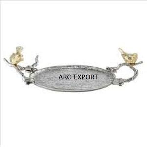 Plateau en métal en acier inoxydable martelé de la meilleure qualité dernière conception avec des poignées en or de conception de feuille d'or plateau de service de dessert alimentaire - Product Image 4