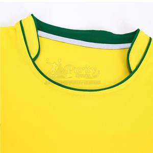 Maillot et short de football de haute qualité de couleur personnalisée 100% uniforme de football en polyester - Product Image 2