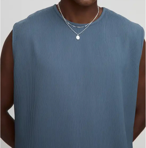 Camiseta sin mangas oversize unisex de streetwear para gimnasio, personalizada, con estampado gráfico, efecto acid wash, para hombre - Product Image 3