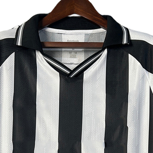 Ensemble de football à séchage rapide, uniforme personnalisé en polyester pour adultes et enfants, ensembles bon marché, impression de nom pour les équipes de la saison d'automne, maillot de football - Product Image 5