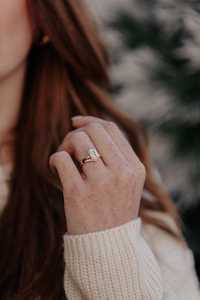 แหวนหมั้นเพชรมอยส์ซอไนต์ตัดจากมรกต925เงินสเตอร์ลิง14K แหวนโซลิแทร์ชุบทองหรูหราของขวัญสำหรับเครื่องประดับของเธอ - Product Image 4