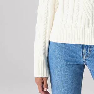 Trendy Custom Knitted Logo <b>White</b> Casual <b>Women's</b> Sweatshirts For Warm Winter Highstreet Comfortable <b>Women</b> Sweatshirts And <b>Hoodies</b> - Product Image 3