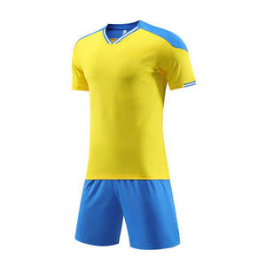 Camisetas de Fútbol Personalizadas con Diseño OEM, MOQ Bajo, Nueva Llegada, Uniformes de Fútbol con Cuello en V y Manga Corta para Venta en Línea - Product Image 6