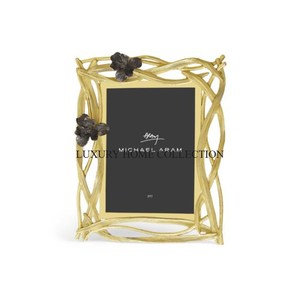 Cadre photo en métal antique de qualité supérieure avec un design complexe pour une décoration intérieure élégante et des souvenirs précieux - Product Image 2