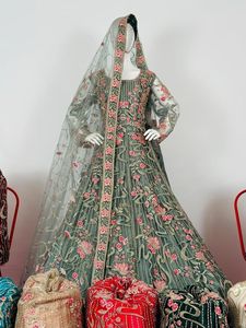 Lehenga choli ชุดเดรสแบบดั้งเดิมปักลายสไตล์ปากีสถานสำหรับผู้หญิงชุดปาร์ตี้งานแต่งงาน - Product Image 3