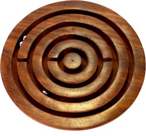 Jeu de labyrinthe en bois artisanal, puzzle de balle, jeu de table classique, divertissement familial, défi mental, compétences intérieures - Product Image 1