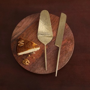hot <b>sale</b> luxury Hand Forged Leaf Silver Plated Cake <b>Knife</b> & Server <b>Set</b> new metal flatware cutlery <b>for</b> wedding use cake server - Product Image 6