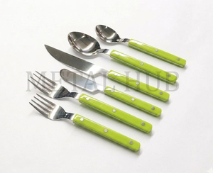 Juego de Cubiertos de Alta Calidad con Mango Verde Lima, Acero Inoxidable, Estilo Bistró, Acabado Plateado Espejo, Elegante Juego de 6 Piezas - Product Image 5