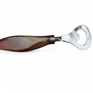 Sacacorchos y abridor de cuerno de búfalo hechos a mano de la mejor calidad, regalos sostenibles de estilo vikingo para cerveza y bebidas frías - Product Image 4