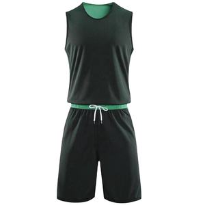 Uniforme de basket-ball Chemise et ensembles courts Fabriqué en usine Nouveau design Uniforme de basket-ball Sportswear Uniforme d'équipe avec des couleurs de logo personnalisées - Product Image 2