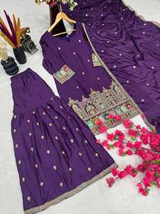 Lanzamiento de un nuevo y moderno Sharara Palazzo de diseñador para fiestas, con tela de seda Chinon pura y bordes de encaje reversibles. - Product Image 5