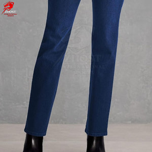 Colección Premium Street Style: Jeans de Mujer con Corte Ajustado y Elegante para un Look Moderno y Urbano - Product Image 5