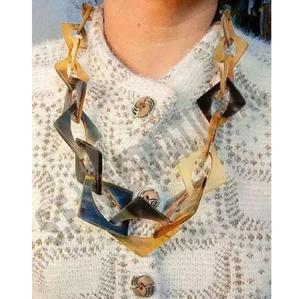 Collier en corne de buffle, bijoux faits à la main pour hommes et femmes, meilleure qualité, prix de gros - Product Image 1