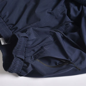 2025 pantalones de esquí impermeables con aislamiento de estilo súper holgado Unisex, pantalones de nieve de carga alta sueltos, tela impermeable de nailon y poliéster 100% - Product Image 5
