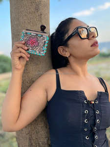 Sacs à main en cuir marron repoussé mignon petit Rectangle porte-carte de crédit étui fermeture éclair pochette à la mode dames - Product Image 4