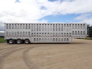 Remolque para Ganado con Componentes de Engranajes y Motor para Tractor en Venta - Product Image 5