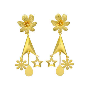 ต่างหูรูปลูกศรชุบทองเรขาคณิตมาใหม่พร้อมจี้ดอกไม้ดาวและหยดน้ำตาสำหรับผู้หญิง - Product Image 1