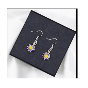 Offre Spéciale boucles d'oreilles en acier inoxydable durables bijoux hypoallergéniques légers pour la mode des femmes disponibles pour le prix d'exportation - Product Image 4