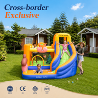 Château gonflable d'extérieur en stock, MOQ 1, pour enfants, avec toboggan, structure d'escalade et piscine à balles, idéal pour la maison et le jardin.