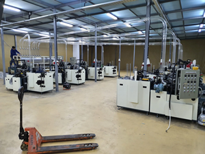 Machine automatique à haute vitesse et haute efficacité pour la fabrication de seaux à poulet avec scellage ultrasonique 30-60 pièces/min - Product Image 3