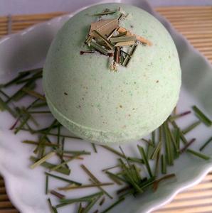 Bombas de Baño de Hierba de Limón al por Mayor con Aceites Esenciales Orgánicos para Spa, Relajación y Desintoxicación, Proveedor de Marca Privada OEM ODM - Product Image 4