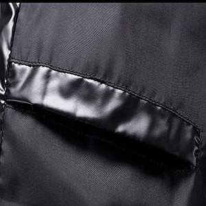 Chaqueta acolchada de invierno impermeable de peso pesado para hombre, ropa de abrigo acolchada de moda de lona brillante metálica con capucha - Product Image 5