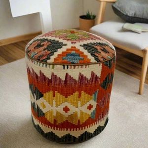 พรมทรงกลมแบบคิลิม ทำมือ ดีไซน์ทันสมัย ไม่เหมือนใคร พร้อมเชือกประดับลูกปัด ใช้เป็นเบาะรองนั่งหรือที่วางเท้า ทำจากผ้าฝ้าย สำหรับตกแต่งงานแต่งงาน - Product Image 2