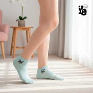 Calcetines Cómodos y Suaves para Mujer, 10/20/30 Pares, Desechables, con Diseño de Personajes de Dibujos Animados, Transpirables, Cálidos, Talla Única - Product Image 2