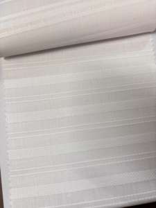 Tela Oxford de Polialgodón Clásica de Alta Calidad con Rayas Elite para Camisas, para Prendas Masculinas y Femeninas de Marcas Internacionales - Product Image 2