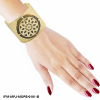 Bracelet Mandala Artisanal avec Incrustation de Nacre Foncée et Filigrane Floral – Tendance, Idéal pour Soirées, Cadeau pour Elle – KENWAY SARTAJ