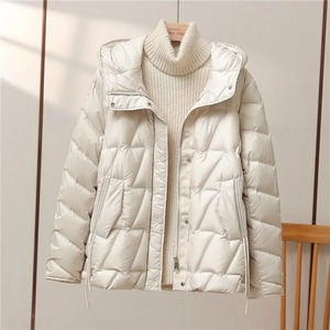 Nouveau léger blanc femmes court à capuche doudoune femme épais chaud coupe-vent Parka veste chaude - Product Image 5