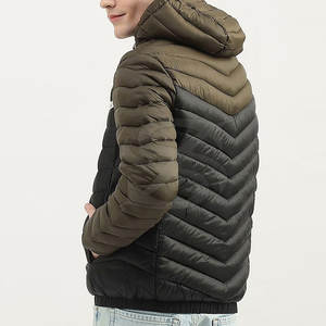 Chaqueta de Invierno Acolchada para Hombre de Primera Calidad, Diseñada para Uso Casual con un Aspecto Elegante y una Sensación Suave para Usar Todo el Día - Product Image 3