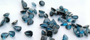 Mehrajudin Gems, Topacio Azul de Londres, Gema Natural Suelta, Mayorista de Jaipur, Ofrece Corte de Diferentes Formas, 4-12 Quilates, Certificado por Terceros - Product Image 2