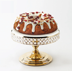 Support à gâteau en métal rond personnalisé en laiton AK en or fini avec support décoratif en cristal pour décoration intérieure de table - Product Image 1