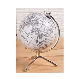 Globo terráqueo giratorio hecho a mano con soporte de madera y mapa colorido para educación geográfica, material escolar y de oficina - Product Image 5