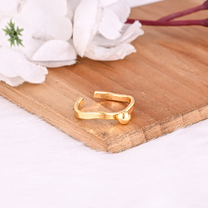 แหวนทองเหลืองเรียบง่าย แฟชั่น ขายส่งราคาถูก แหวนทองชุบเรียบๆ สำหรับผู้หญิง แหวนปรับขนาดได้ สไตล์มินิมอล เหมาะสำหรับใส่ลำลอง เป็นของขวัญ - Product Image 5
