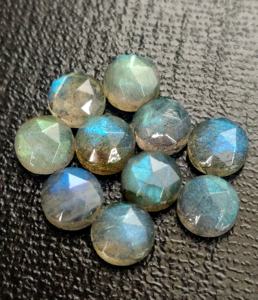 ดอกกุหลาบลาบราดอไรต์ธรรมชาติทรงกลม4มม.-ทรงหลวม - Product Image 2